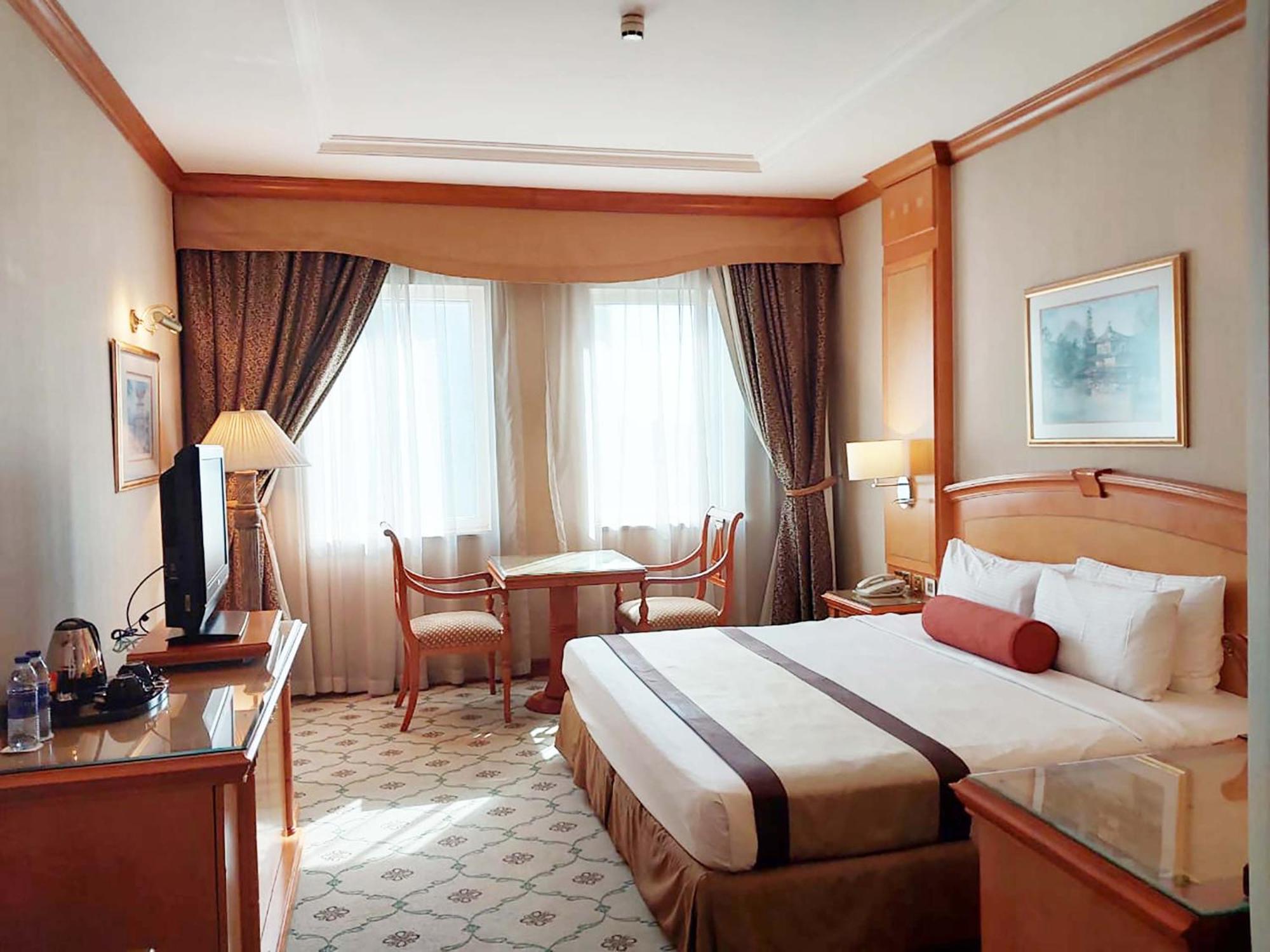 Knight Castle Hotel - Formerly Known As Carlton Palace Hotel ดูไบ ภายนอก รูปภาพ